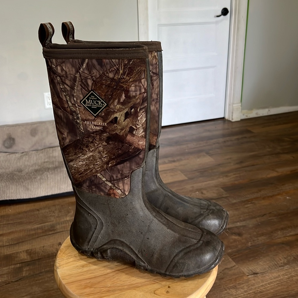 Used to like new muck boots